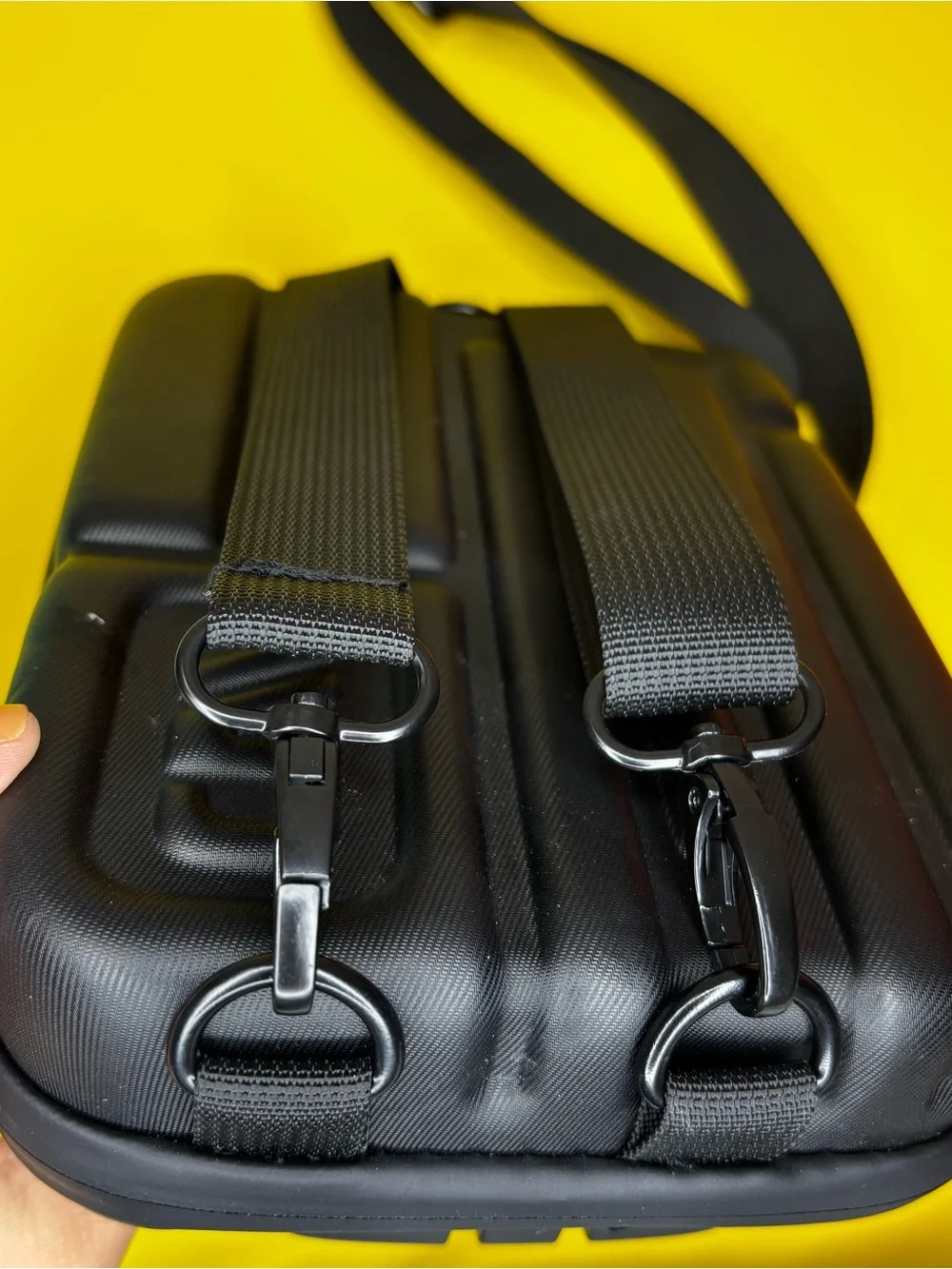 CASEMATIX Compact Locking Case with Shoulder Strap in Black